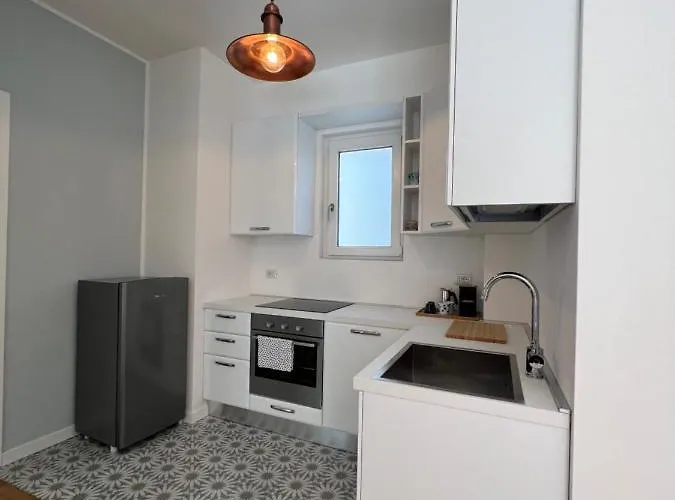 Belle Epoque Howme *